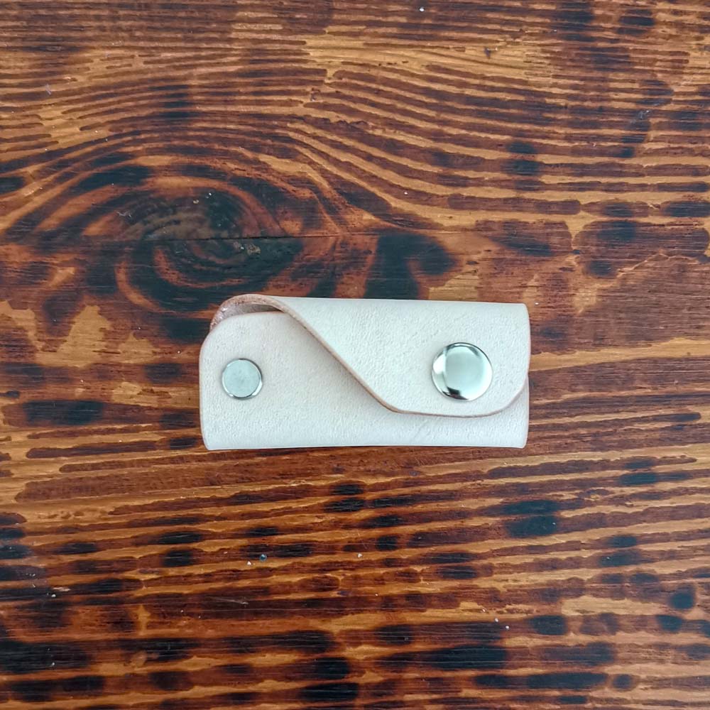 N°802- Schlüsseletui Mini (Naturleder) – Minga Made